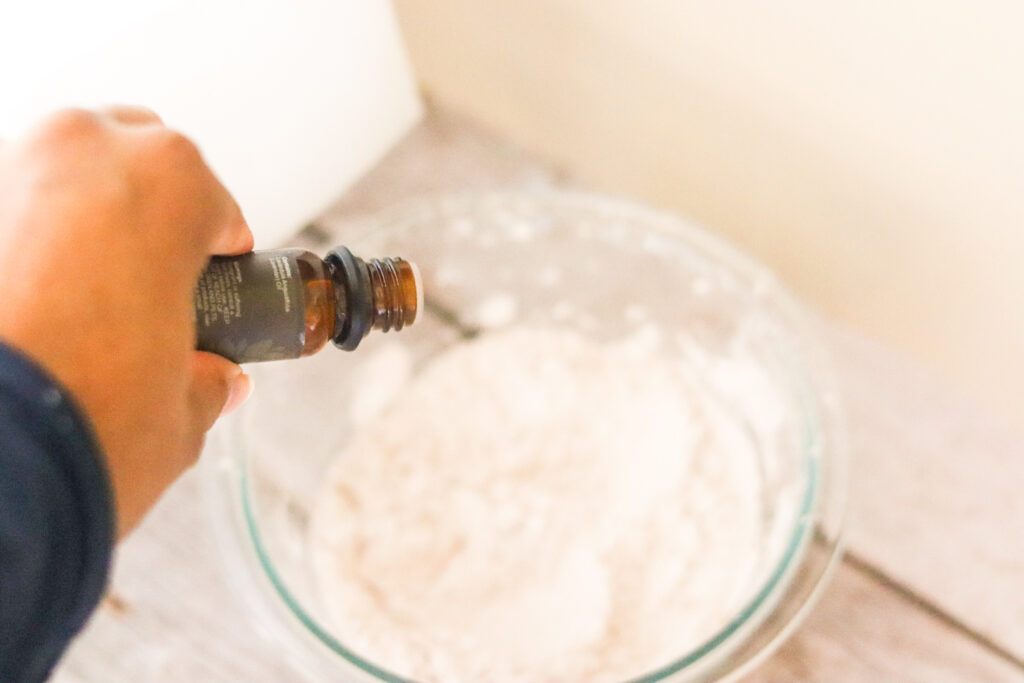 adding essential oils to dry ingredients for dry shampoo