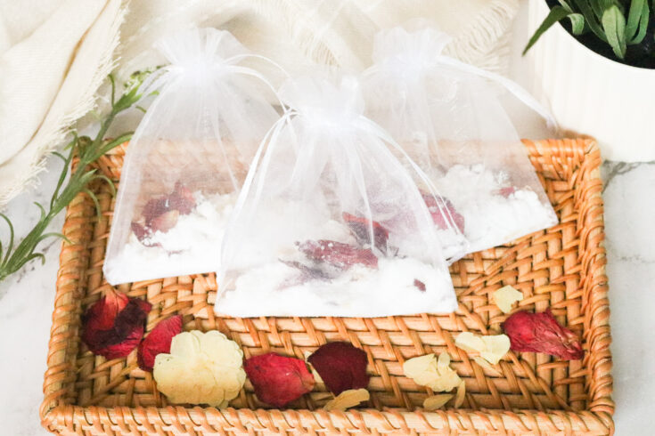 greenleaf fragrance sachets on woven tray